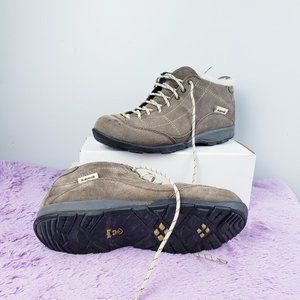 WATERPROOF, CALF LEATHER+SHERPA FUR LINED Taupe Hiker Snow Boot W39 KAMIK BRAND